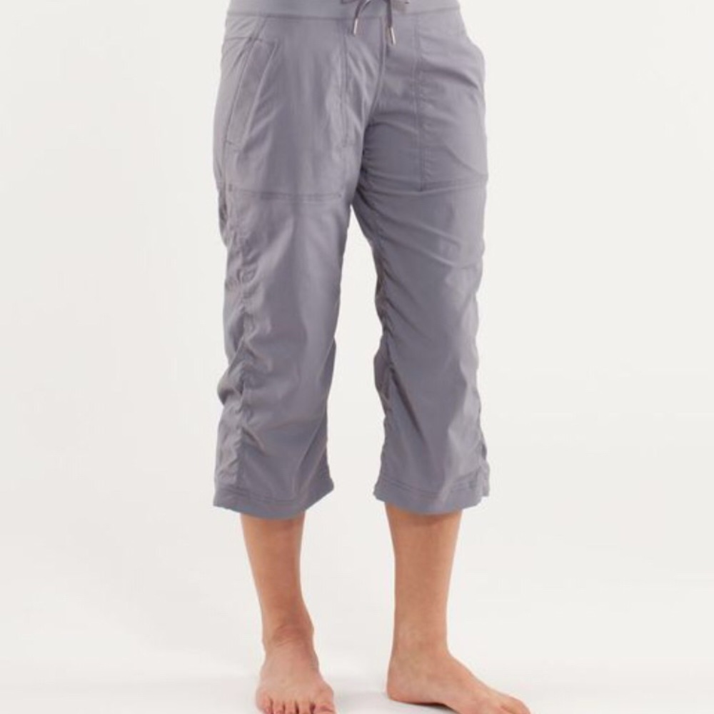 Lululemon studio crop